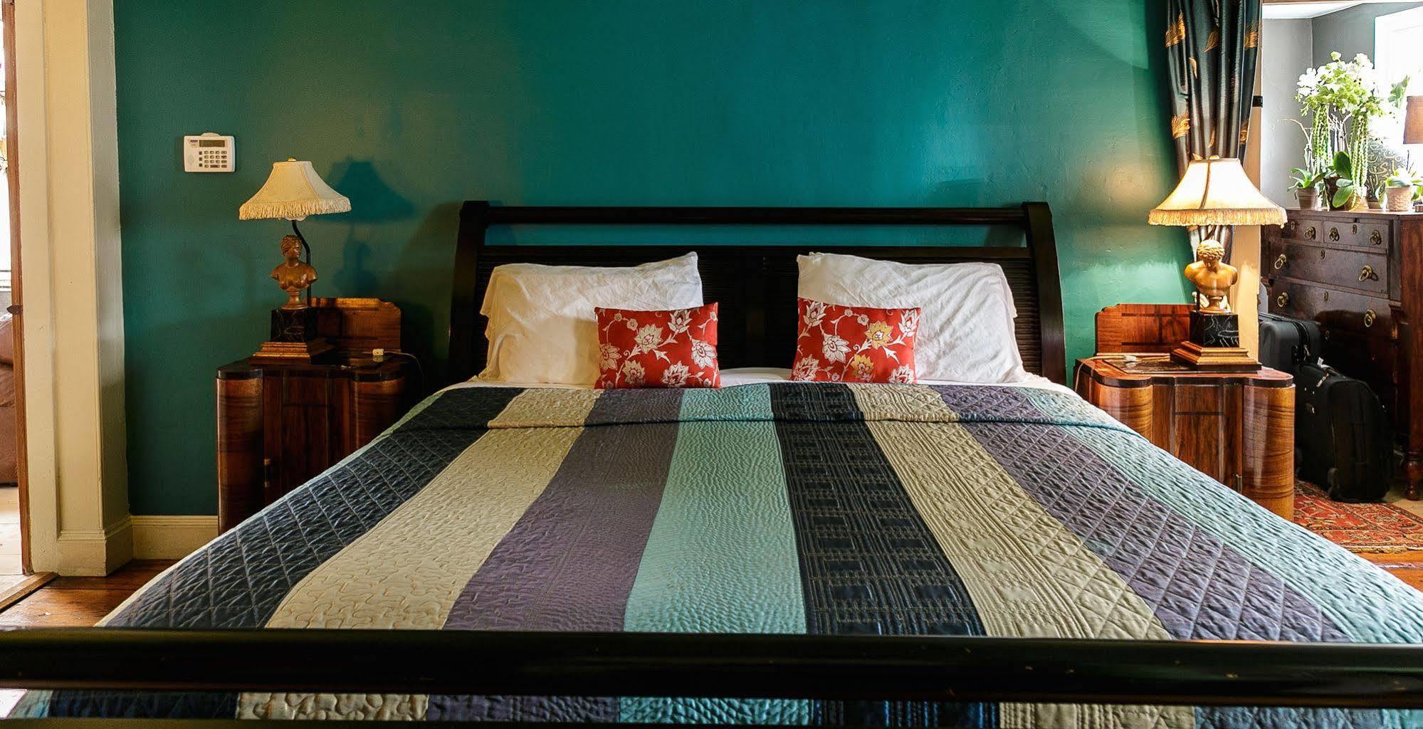 Moroccan Boutique Guest House Boston Exterior photo